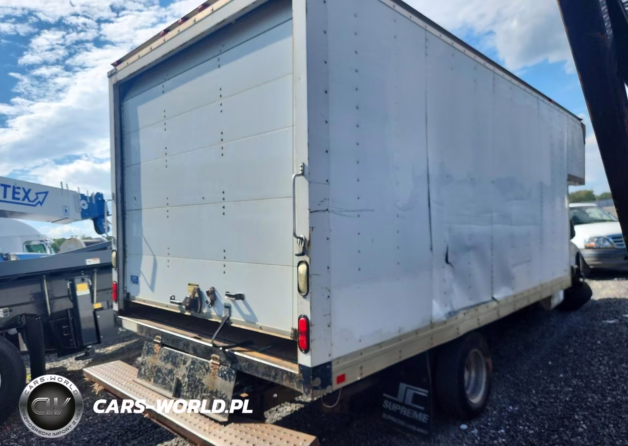 2013 Chevrolet Express Box Truck VIN:1GB3G4BG7D1155854 - 3