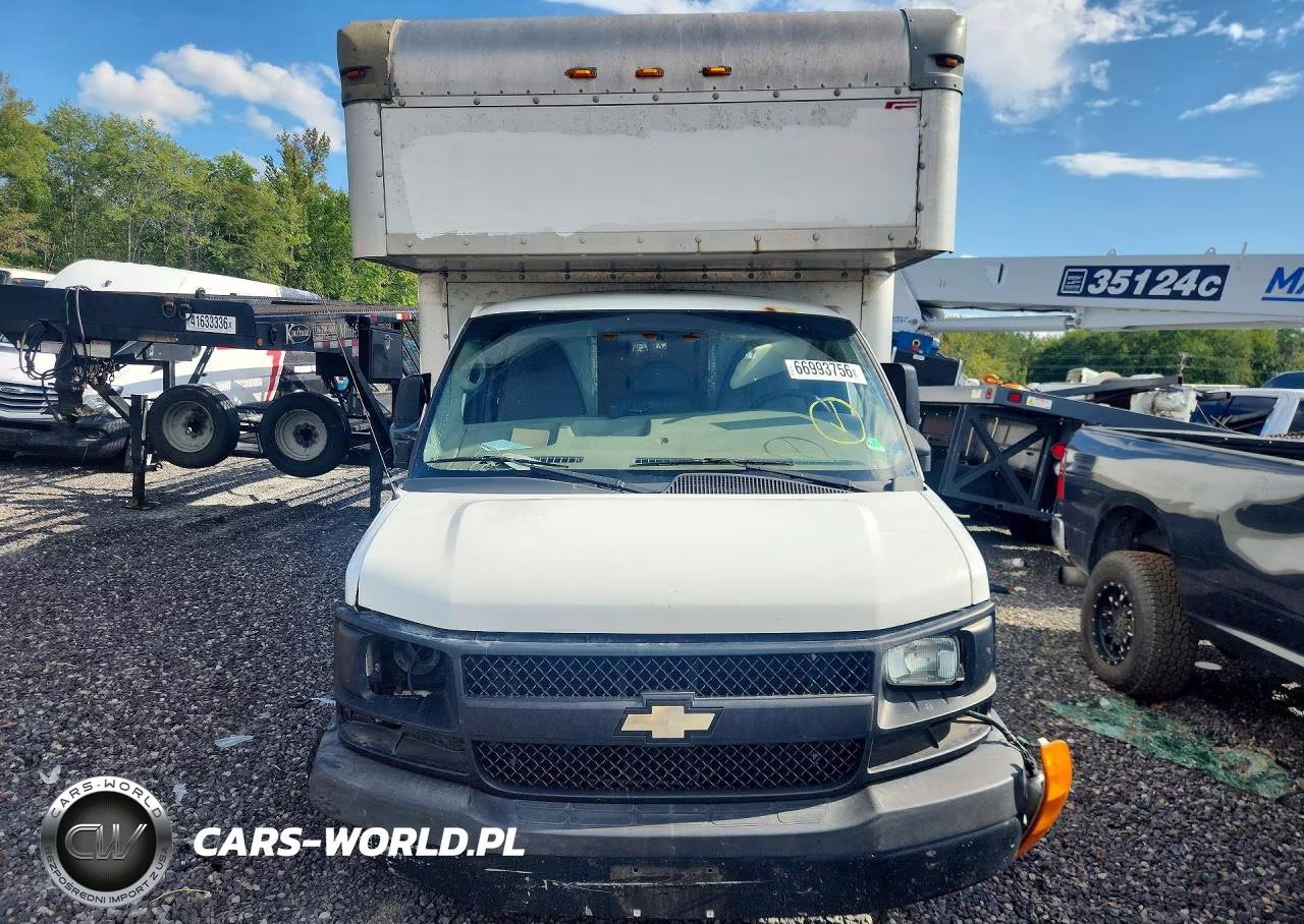 2013 Chevrolet Express Box Truck VIN:1GB3G4BG7D1155854 - 5