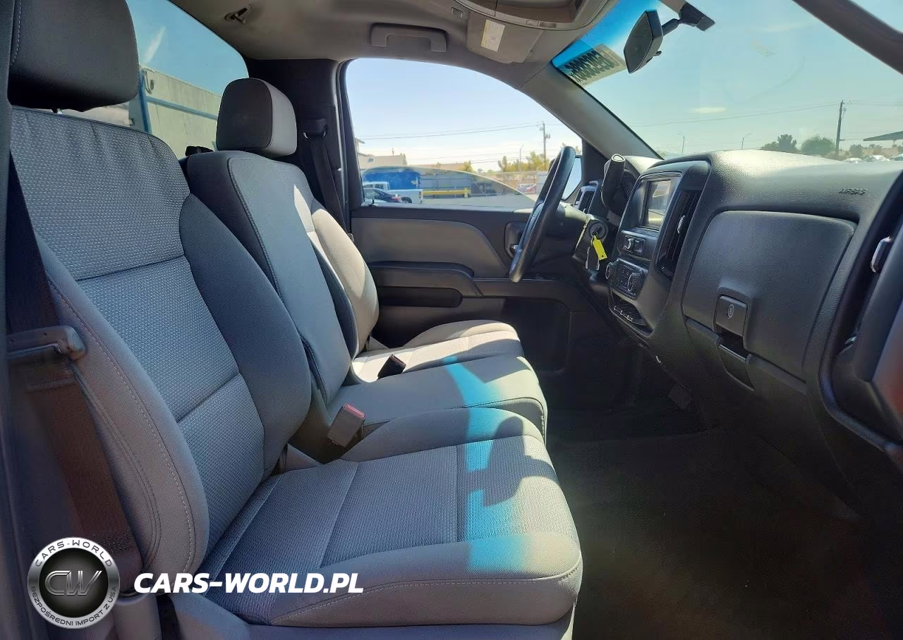 2018 Chevrolet Silverado C1500 VIN:1GCNCNEC4JZ133077 - 10