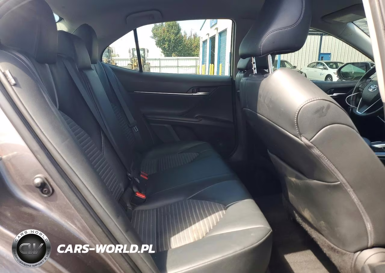 2020 Toyota Camry Se VIN:4T1M11AK3LU949216 - 10