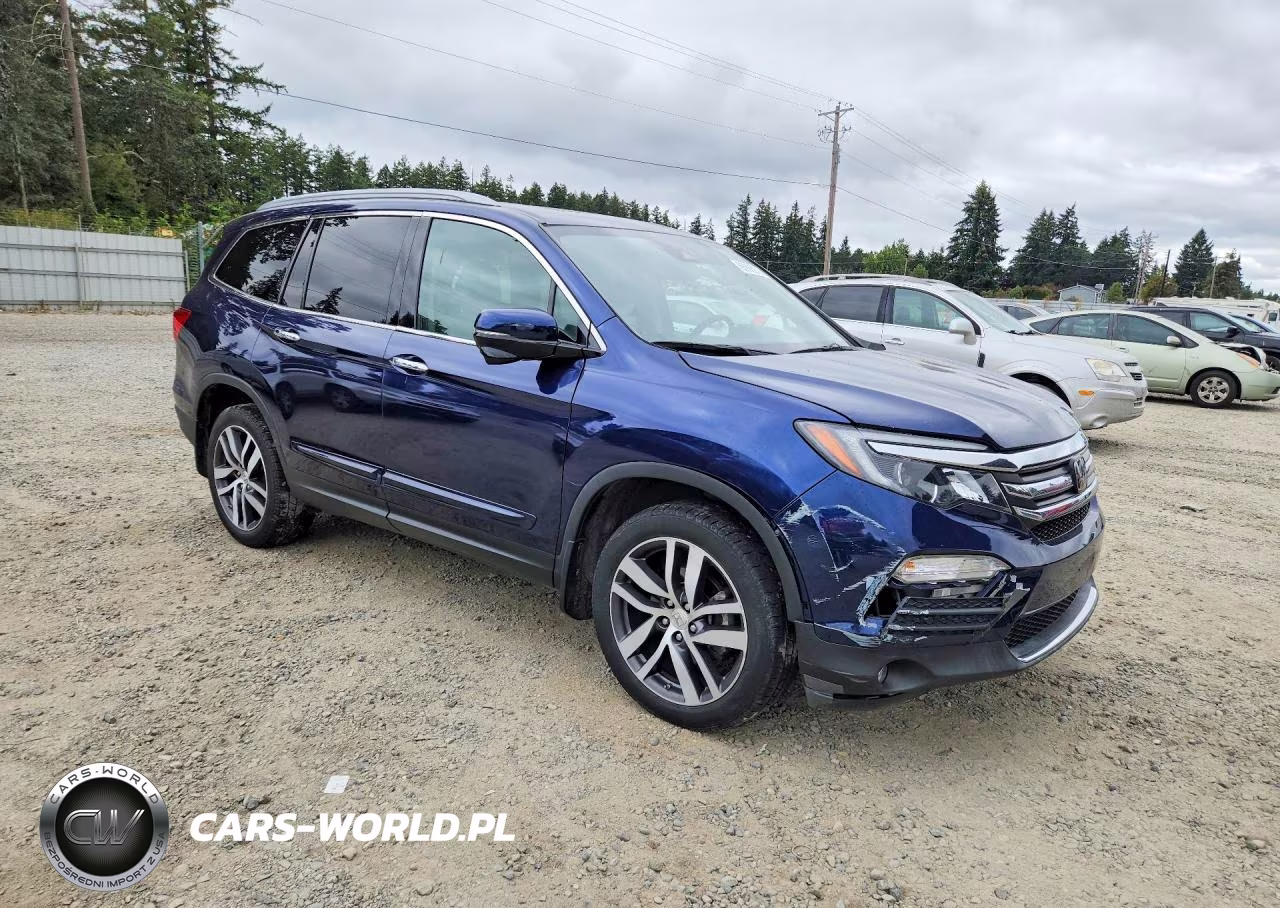 2017 Honda Pilot Touring VIN:5FNYF6H92HB069258 - 4