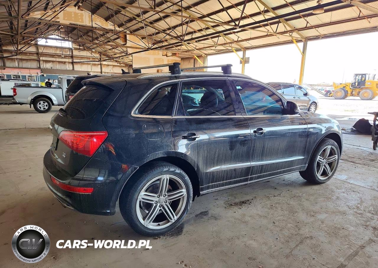 2011 Audi Q5 Prestige VIN:WA1WKAFP2BA049562 - 3