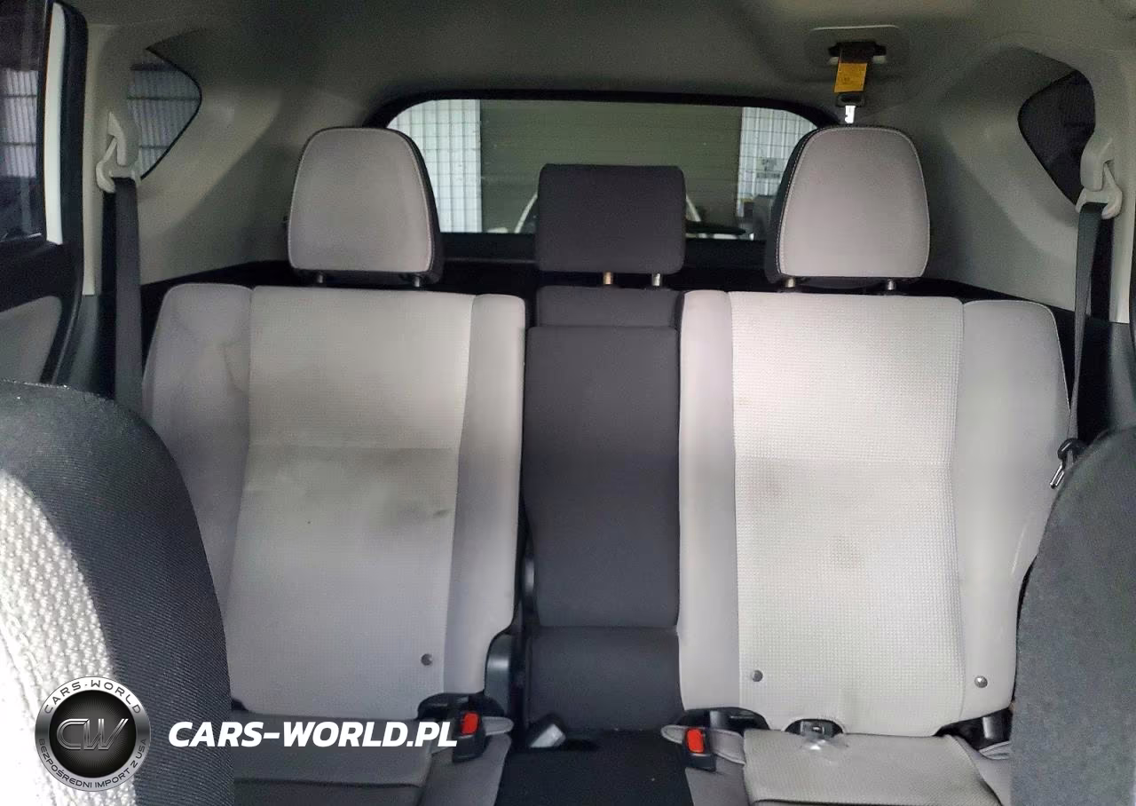 2018 Toyota Rav4 Xle VIN:JTMWFREV6JJ211118 - 10