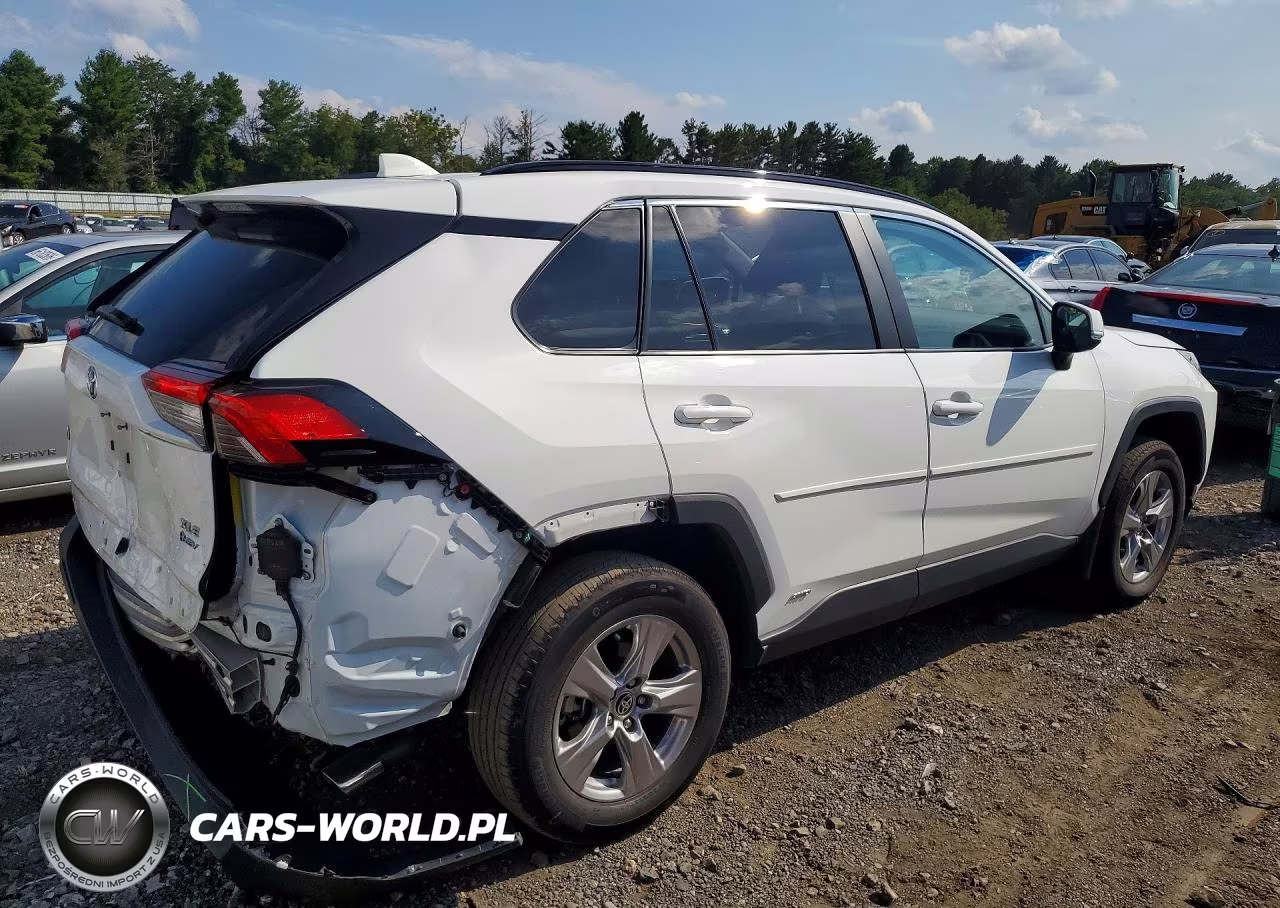 2025 Toyota Rav4 Hybrid Xle VIN:2T3RWRFV4SW263944 - 3