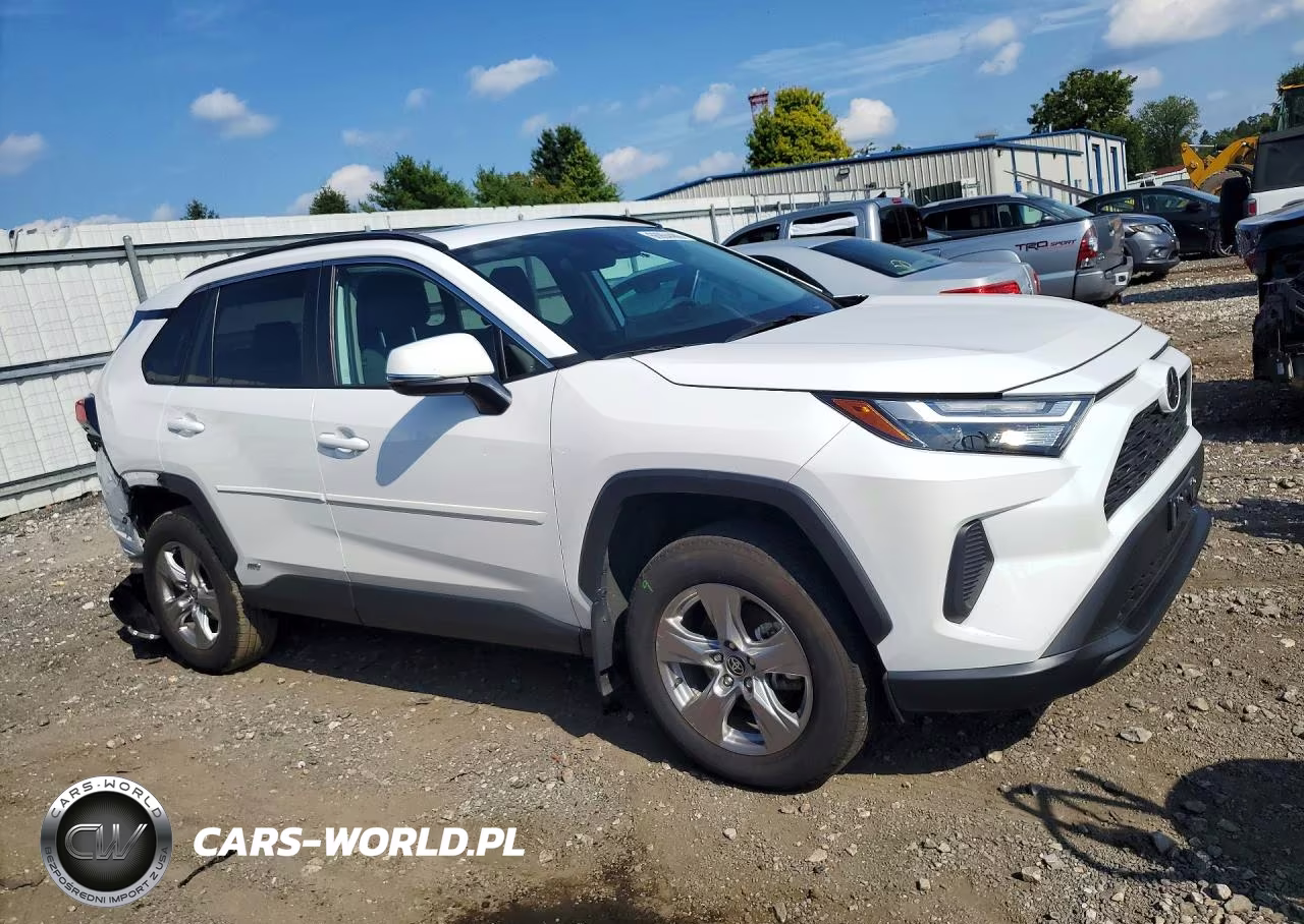 2025 Toyota Rav4 Hybrid Xle VIN:2T3RWRFV4SW263944 - 4