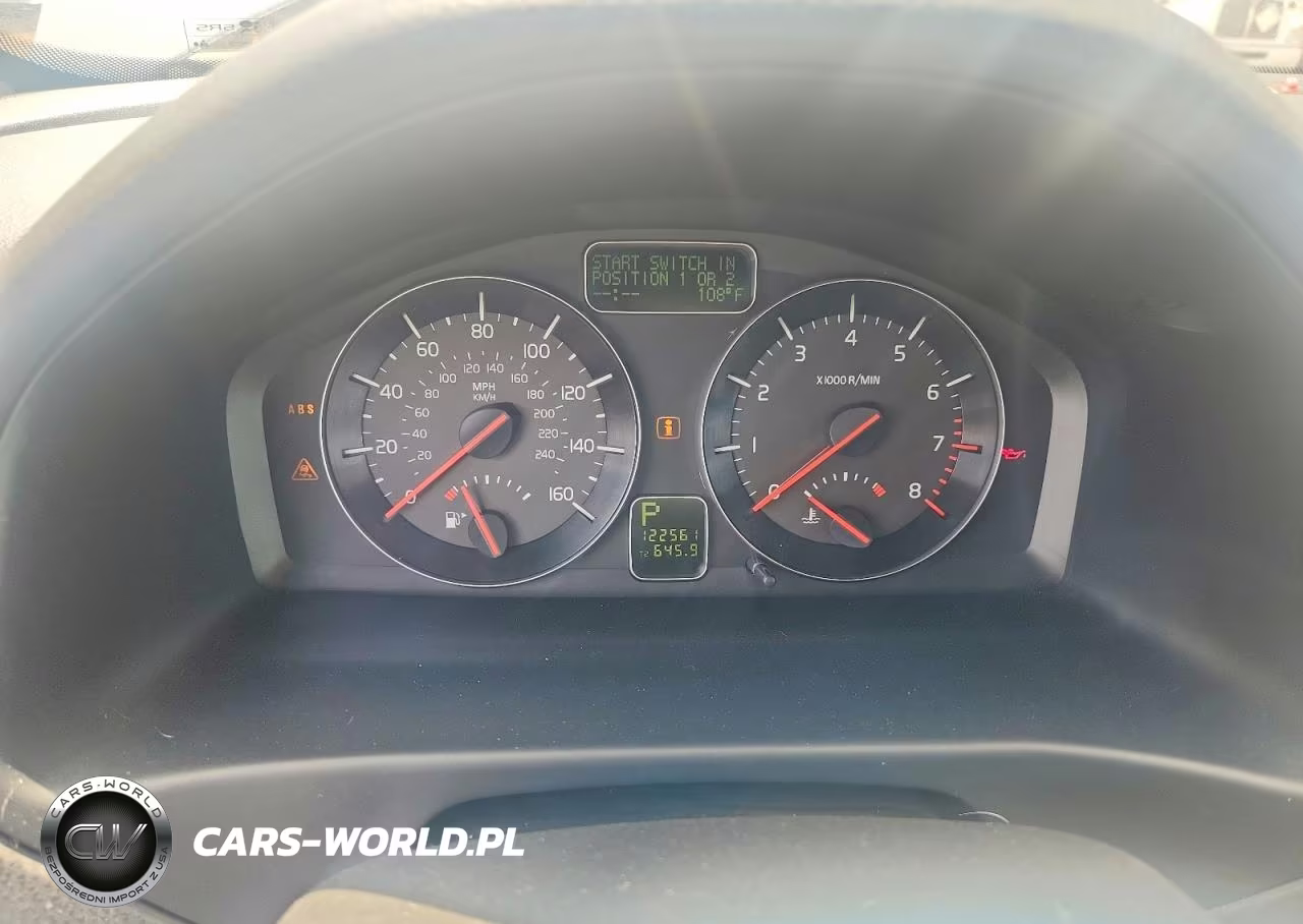 2010 Volvo C70 T5 VIN:YV1672MC7AJ090923 - 9
