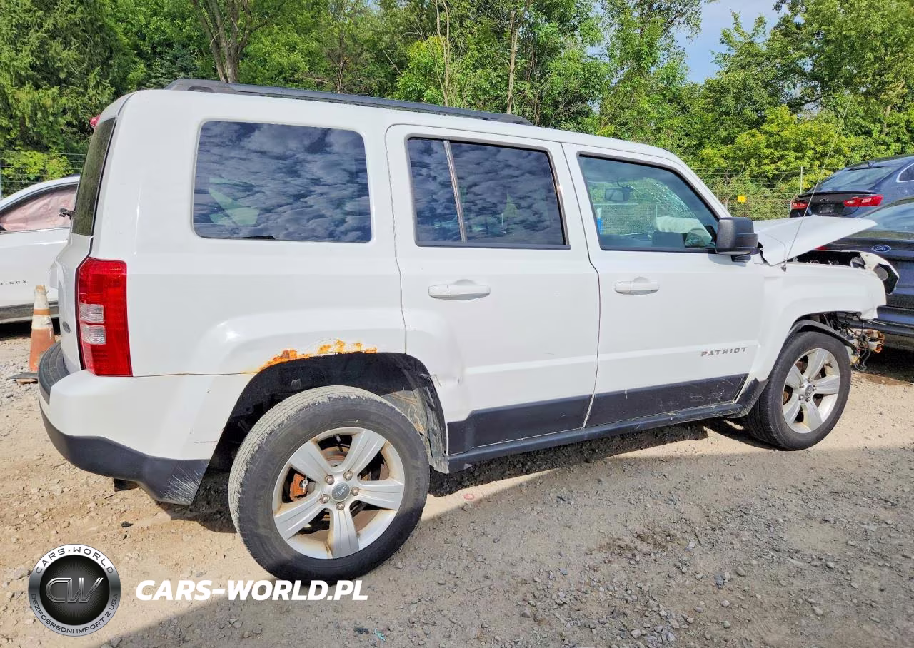 2017 Jeep Patriot Latitude VIN:1C4NJRFB6HD124844 - 3