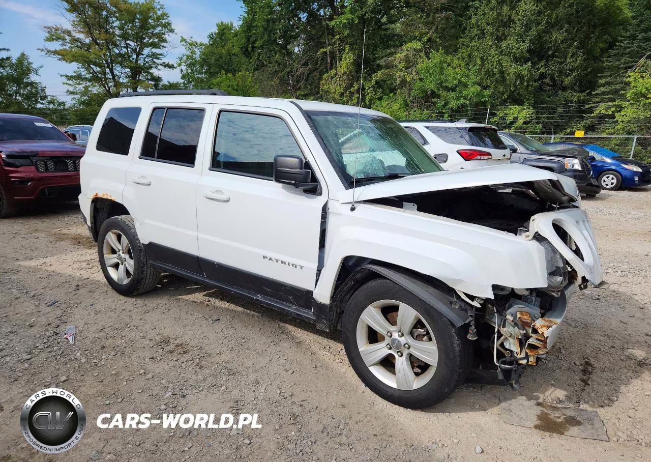 2017 Jeep Patriot Latitude VIN:1C4NJRFB6HD124844 - 4