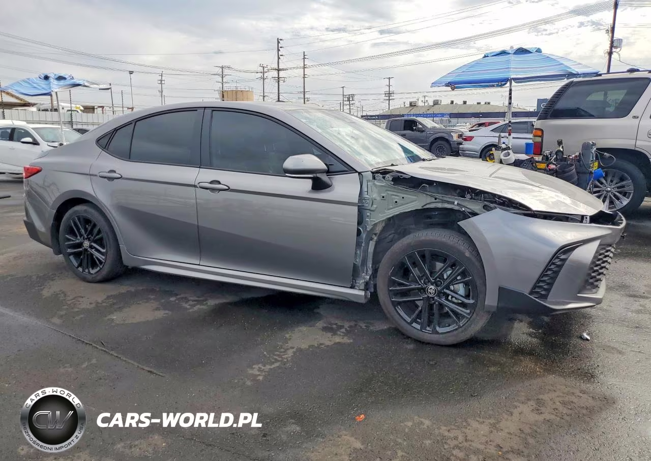 2026 Toyota Camry Se VIN:4T1DAACKXTU653770 - 4