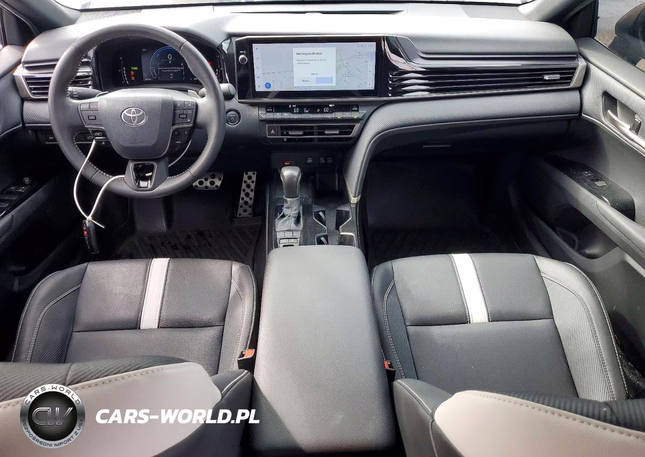 2026 Toyota Camry Se VIN:4T1DAACKXTU653770 - 8