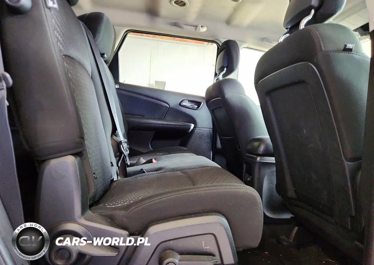 2011 Dodge Journey Crew VIN:3D4PG3FG6BT506828 - 11