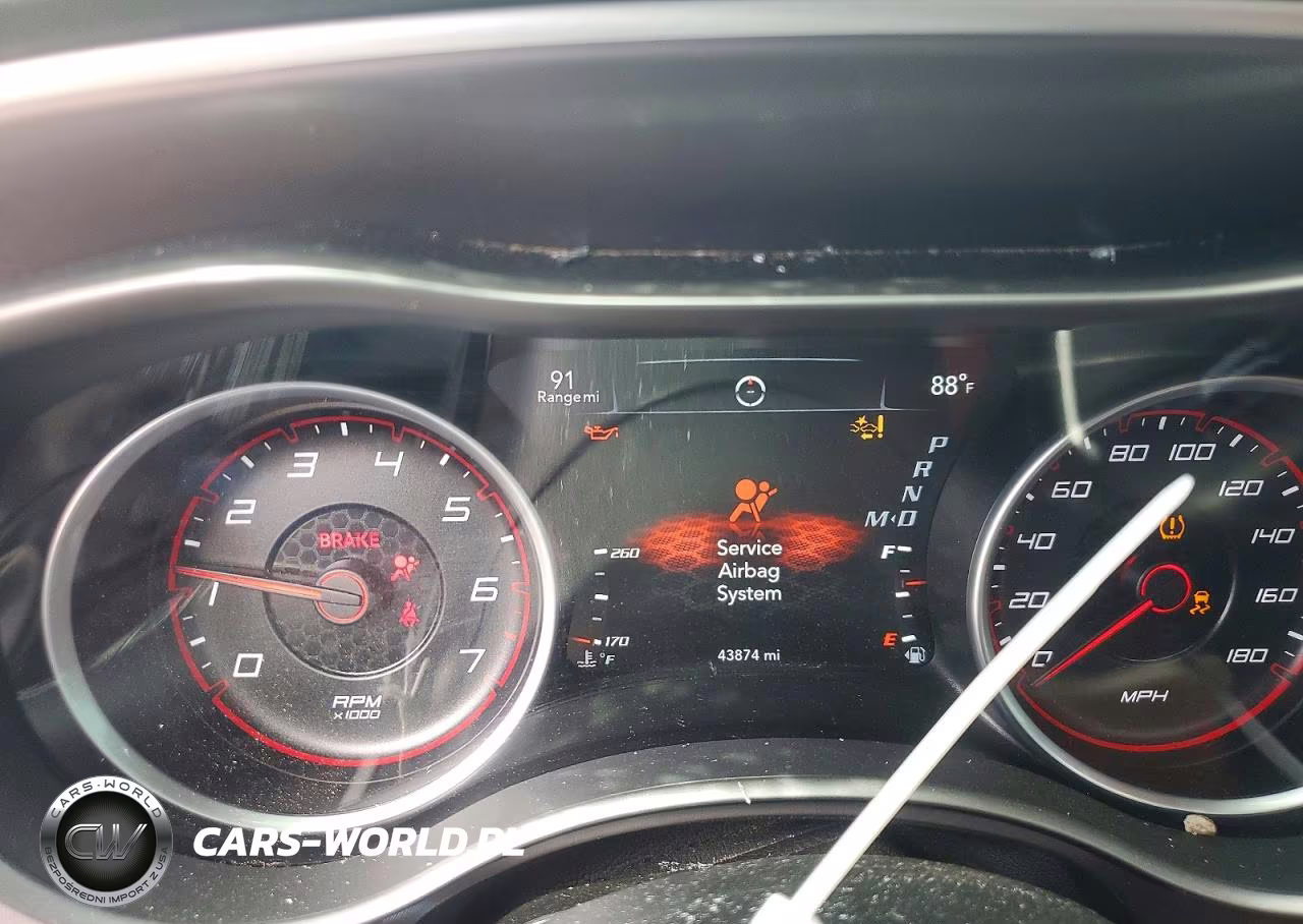 2022 Dodge Charger Scat Pack VIN:2C3CDXGJ6NH107974 - 9