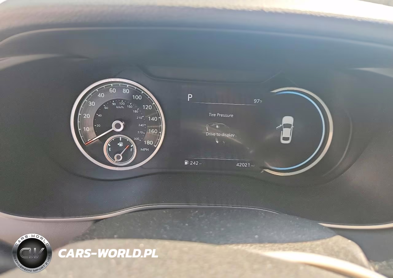 2022 Genesis G70 2.0T VIN:KMTG34TA1NU090178 - 9