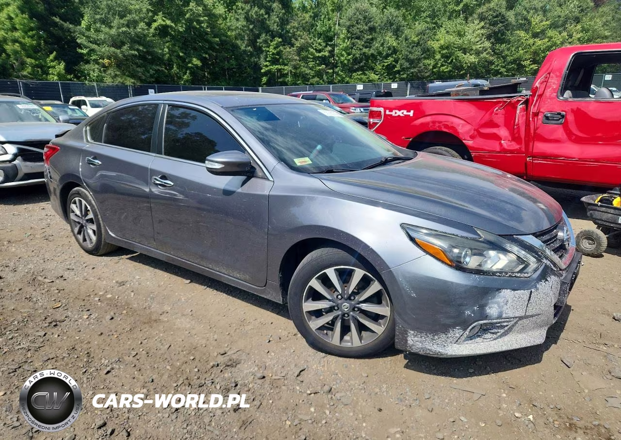 2017 Nissan Altima 2.5 VIN:1N4AL3AP3HC106144 - 4