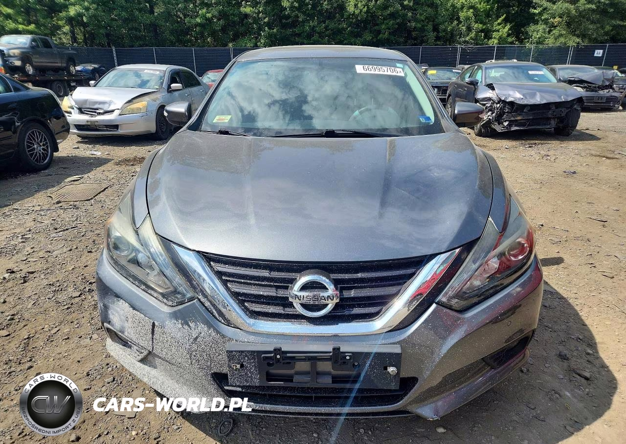 2017 Nissan Altima 2.5 VIN:1N4AL3AP3HC106144 - 5