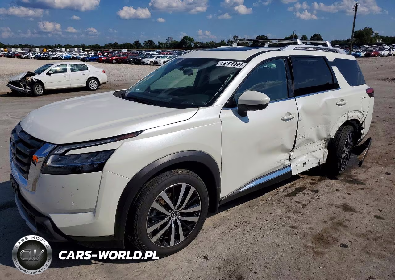 2023 Nissan Pathfinder Platinum VIN:5N1DR3DJ1PC246345 - 1