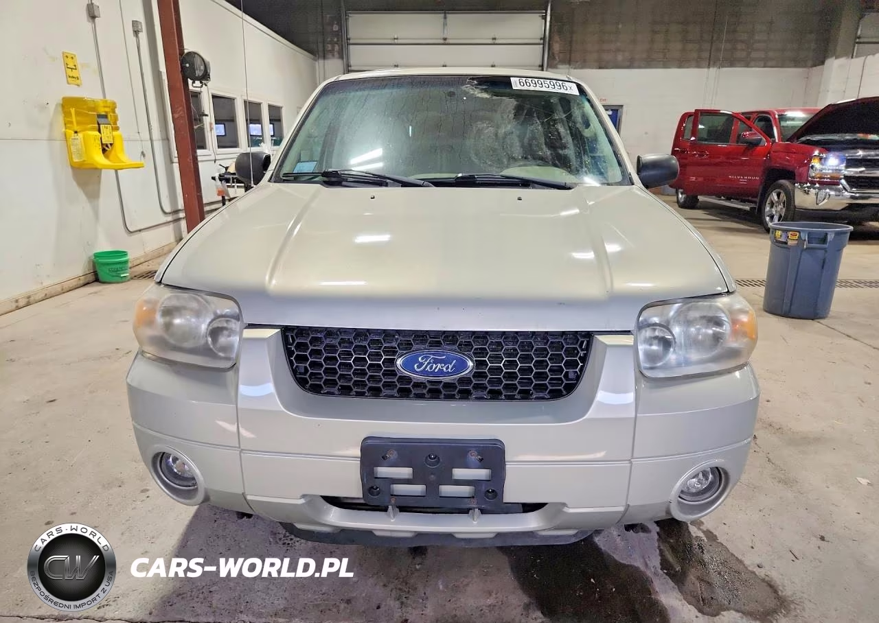 2005 Ford Escape Limited VIN:1FMYU94105KA15314 - 5