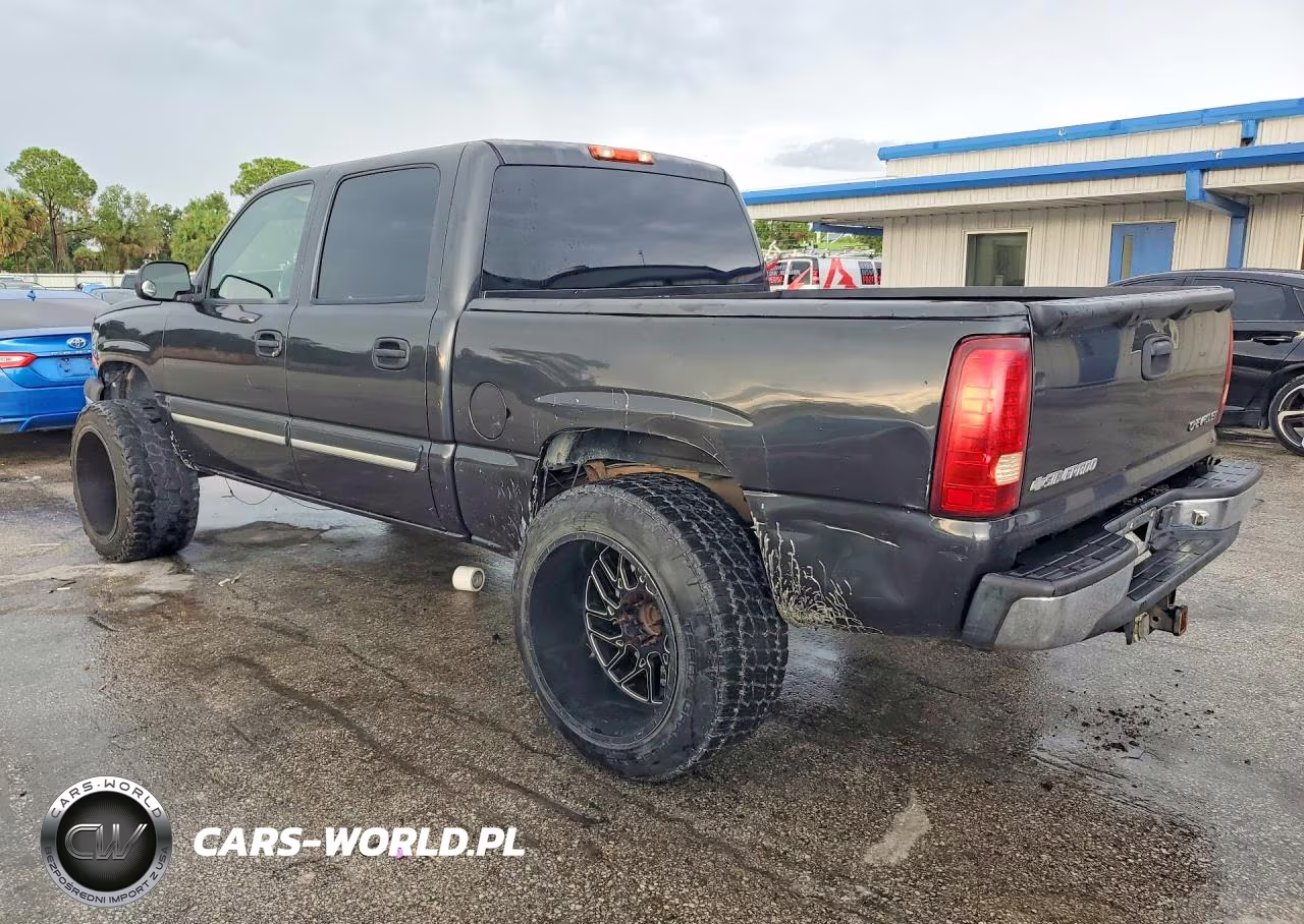 2005 Chevrolet Silverado C1500 VIN:2GCEC13T251233897 - 2