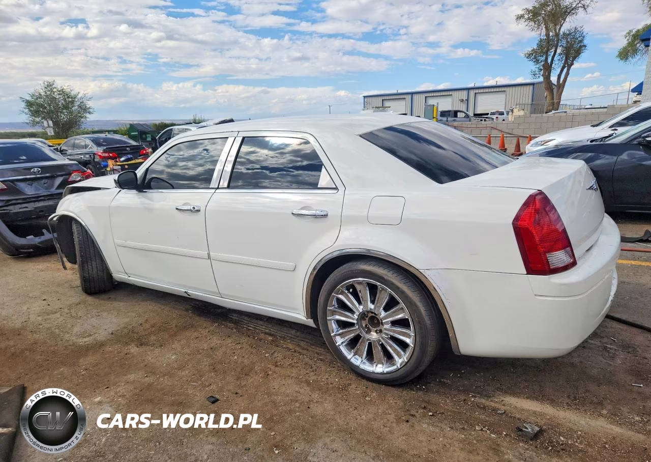 2005 Chrysler 300 VIN:2C3JA43R95H562831 - 2