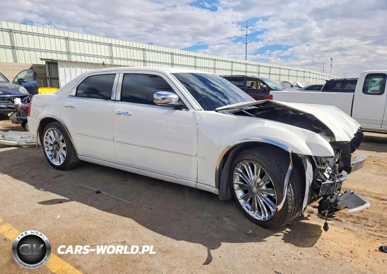 2005 Chrysler 300 VIN:2C3JA43R95H562831 - 4