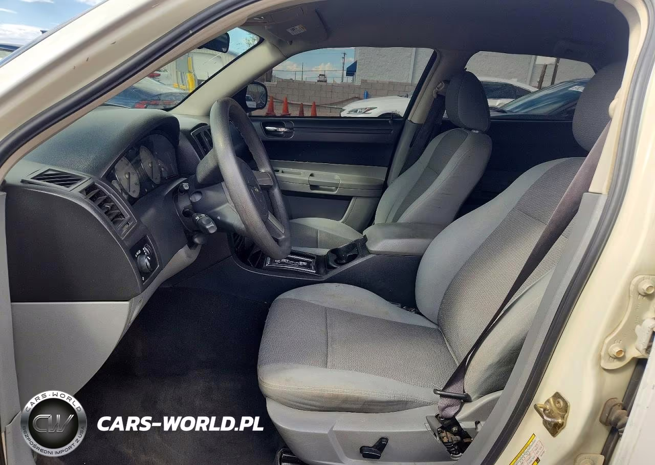 2005 Chrysler 300 VIN:2C3JA43R95H562831 - 7