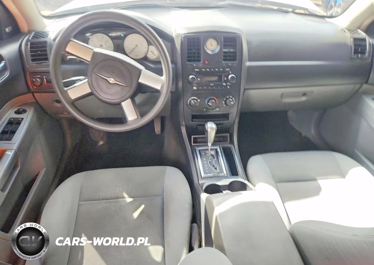 2005 Chrysler 300 VIN:2C3JA43R95H562831 - 8