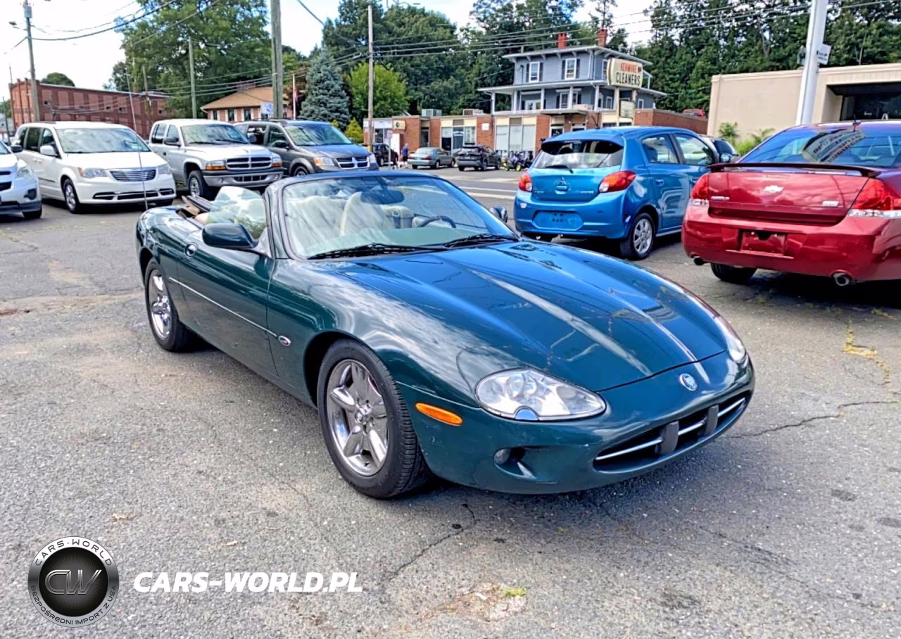 1999 Jaguar Xk8