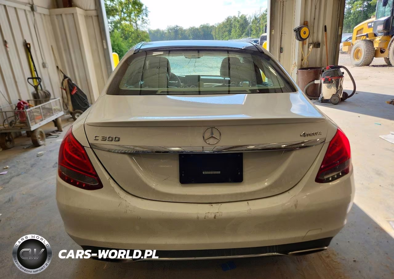 2016 Mercedes-Benz C300 VIN:55SWF4KB7GU126610 - 6