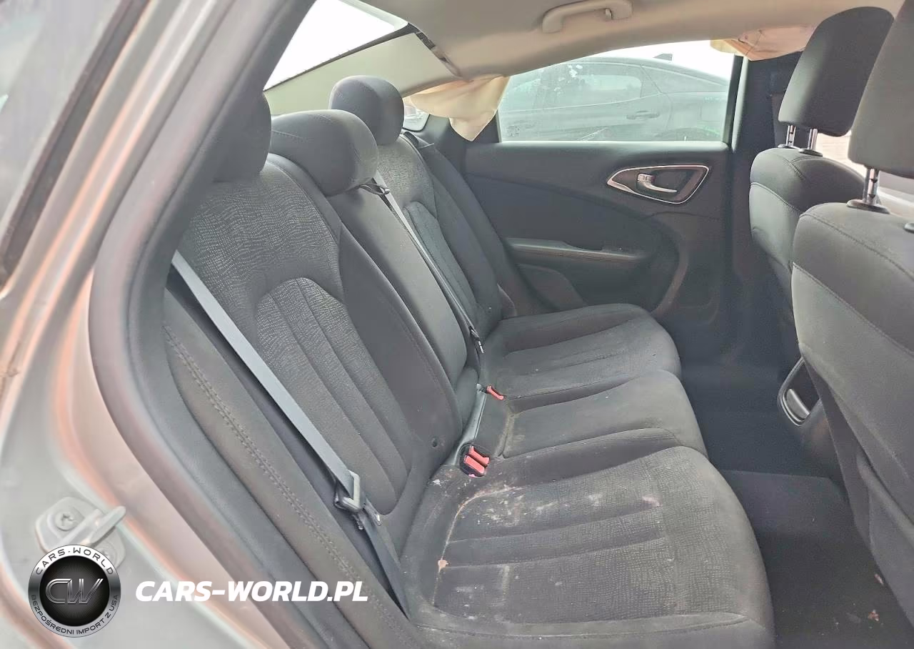 2015 Chrysler 200 Limited VIN:1C3CCCAB1FN701488 - 10