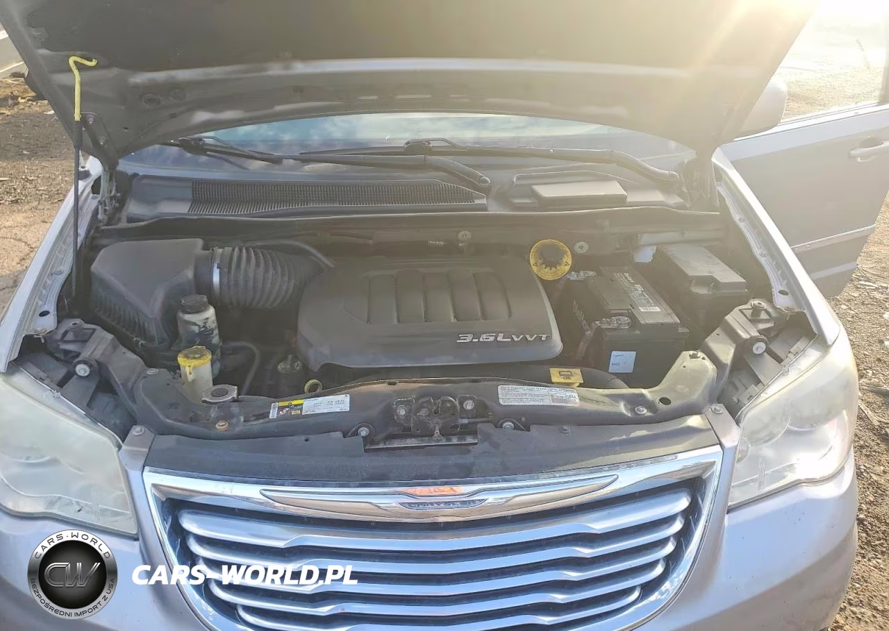 2014 Chrysler Town & Country Touring VIN:2C4RC1BG0ER144174 - 12