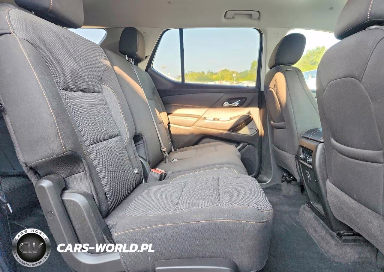 2020 Chevrolet Traverse Ls VIN:1GNERFKW2LJ299366 - 11