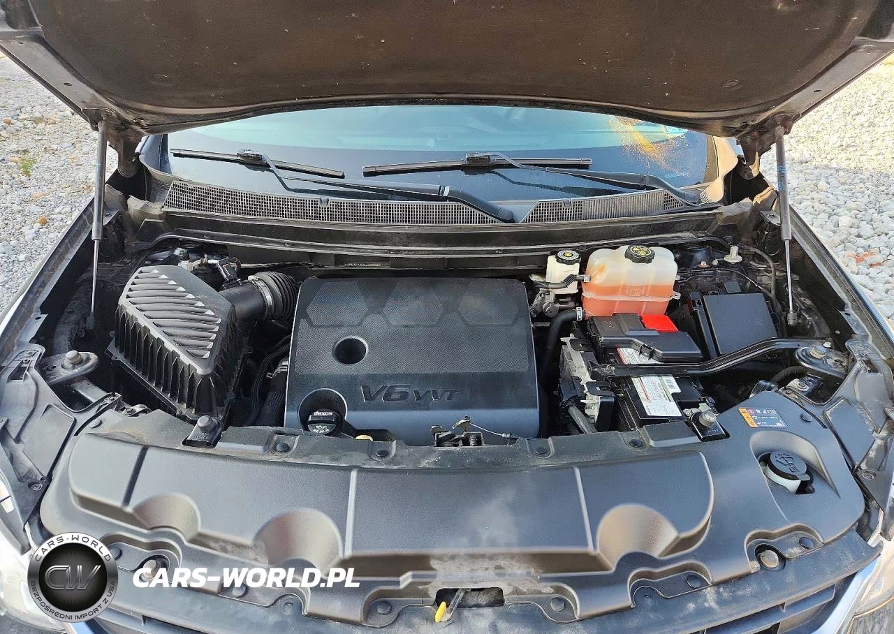 2020 Chevrolet Traverse Ls VIN:1GNERFKW2LJ299366 - 12