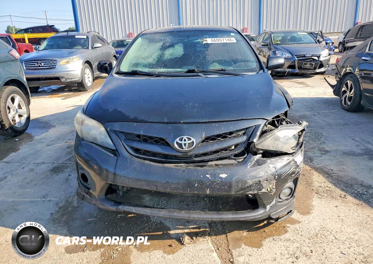 2012 Toyota Corolla S VIN:2T1BU4EE4CC761827 - 5