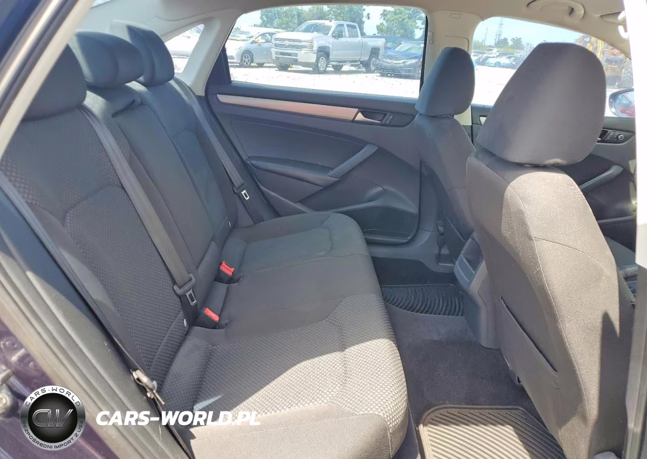 2012 Volkswagen Passat S VIN:1VWAH7A36CC089152 - 10