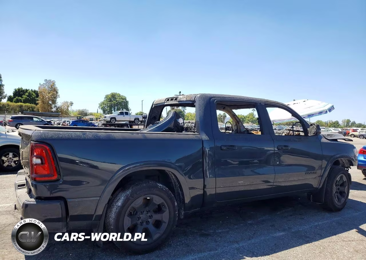 2025 Ram 1500 Big Horn VIN:1C6SRFFPXSN758902 - 3