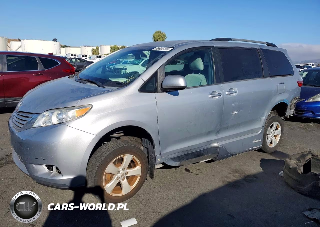2016 Toyota Sienna