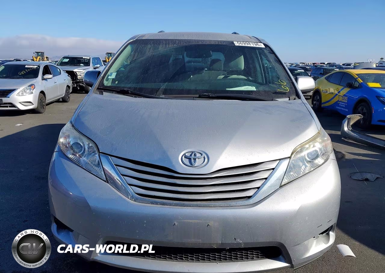 2016 Toyota Sienna VIN:5TDKK3DC9GS692341 - 5