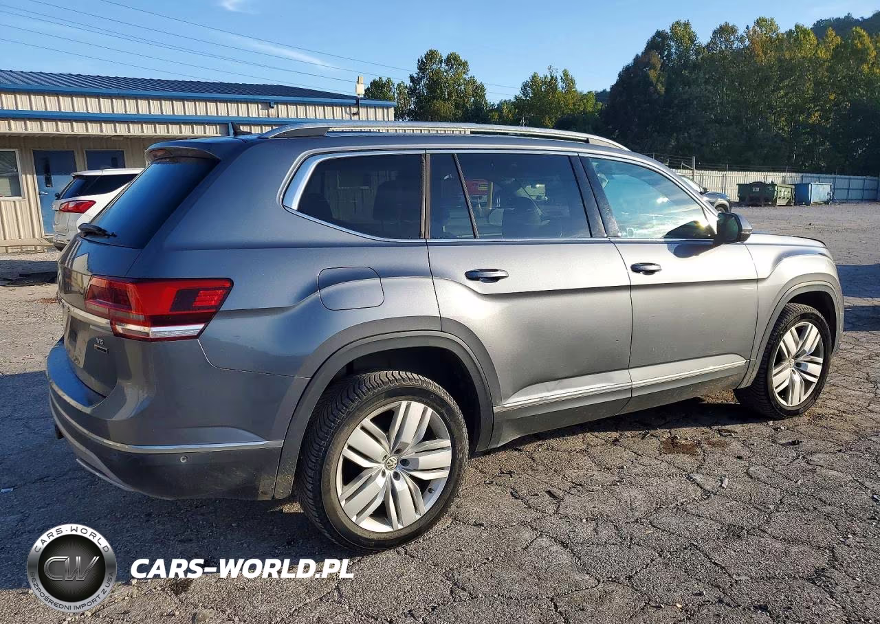 2018 Volkswagen Atlas Sel Premium VIN:1V2NR2CA5JC560686 - 3