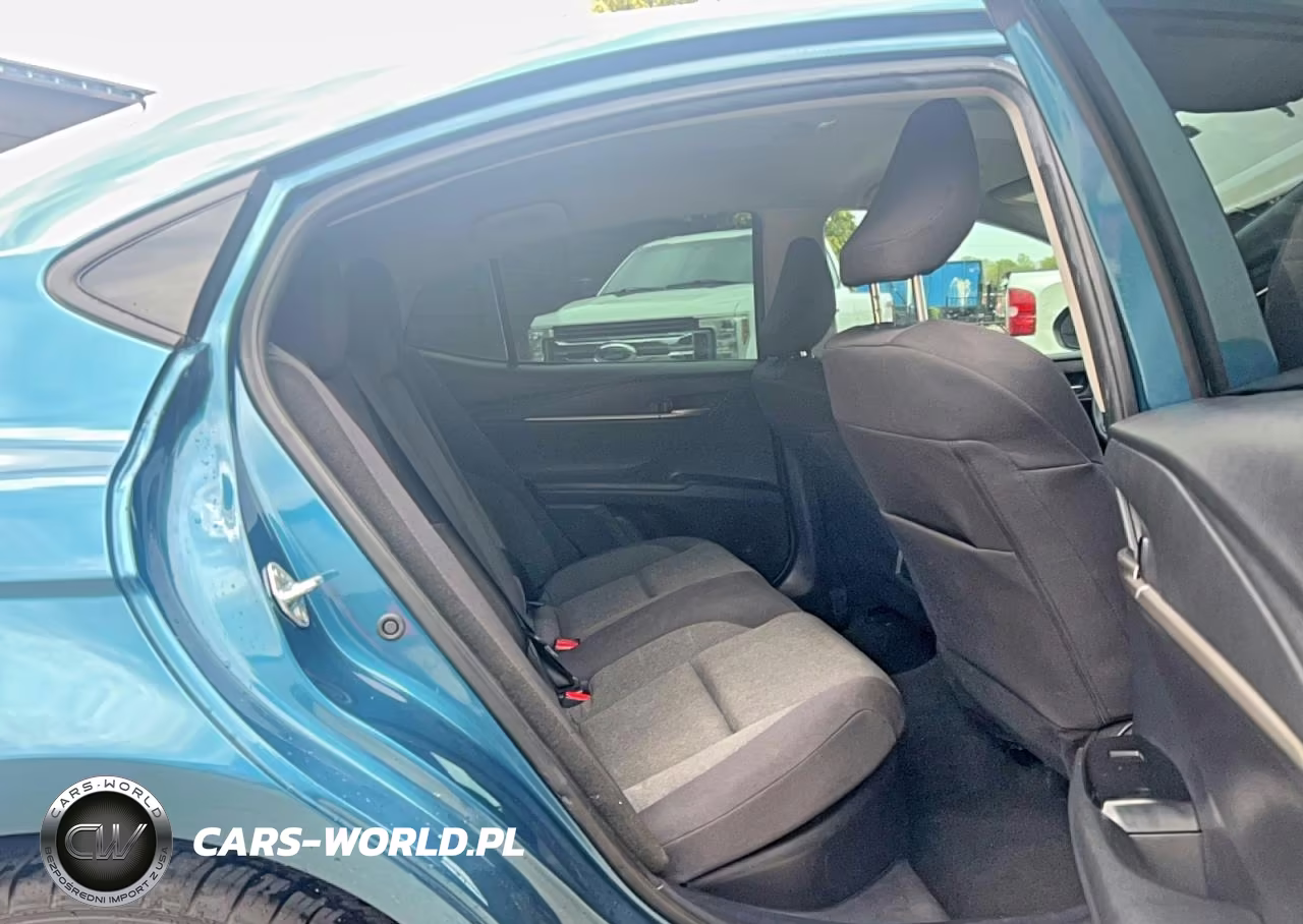2025 Toyota Camry Le VIN:4T1DAACK0SU617326 - 6