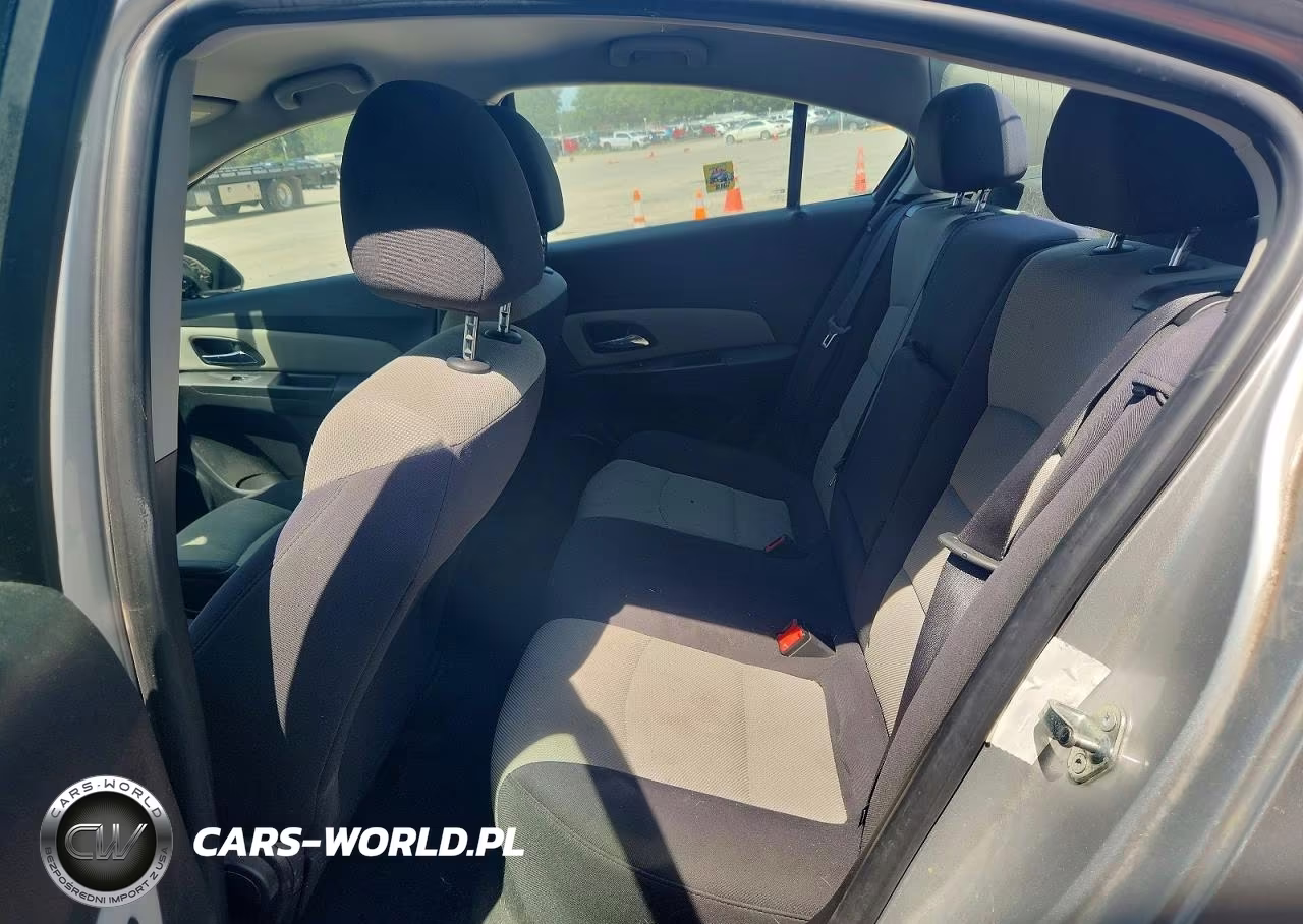 2014 Chevrolet Cruze VIN:1G1PA5SH5E7476764 - 10