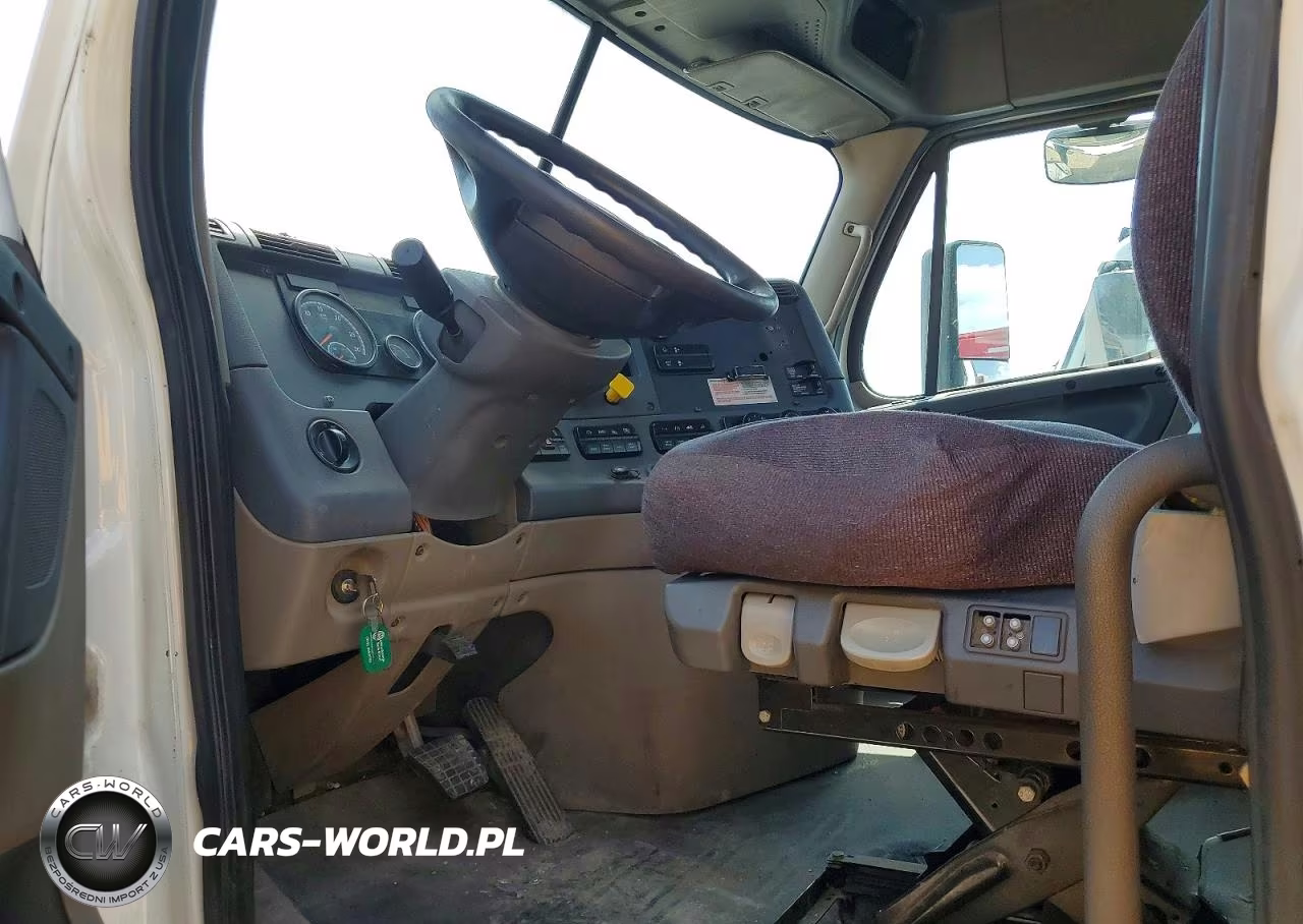 2019 Freightliner Cascadia 125 Semi Truck VIN:3AKJGEDV1KDKH1926 - 7