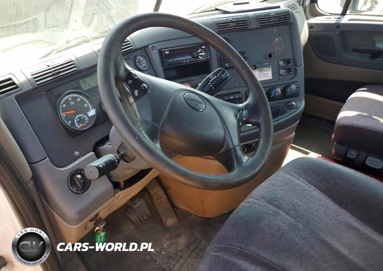 2019 Freightliner Cascadia 125 Semi Truck VIN:3AKJGEDV1KDKH1926 - 8