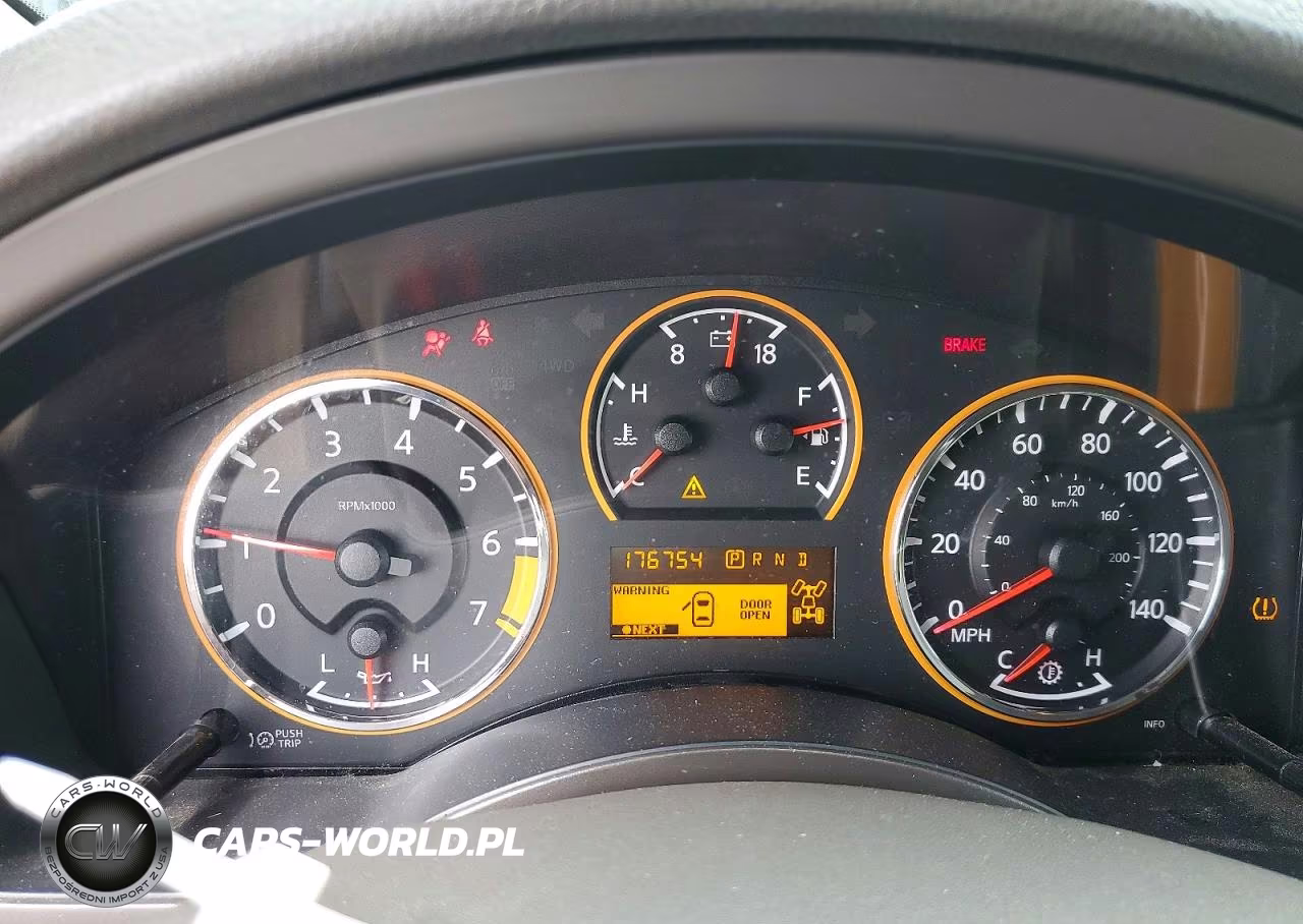 2015 Nissan Armada Platinum VIN:5N1AA0NE5FN615219 - 9