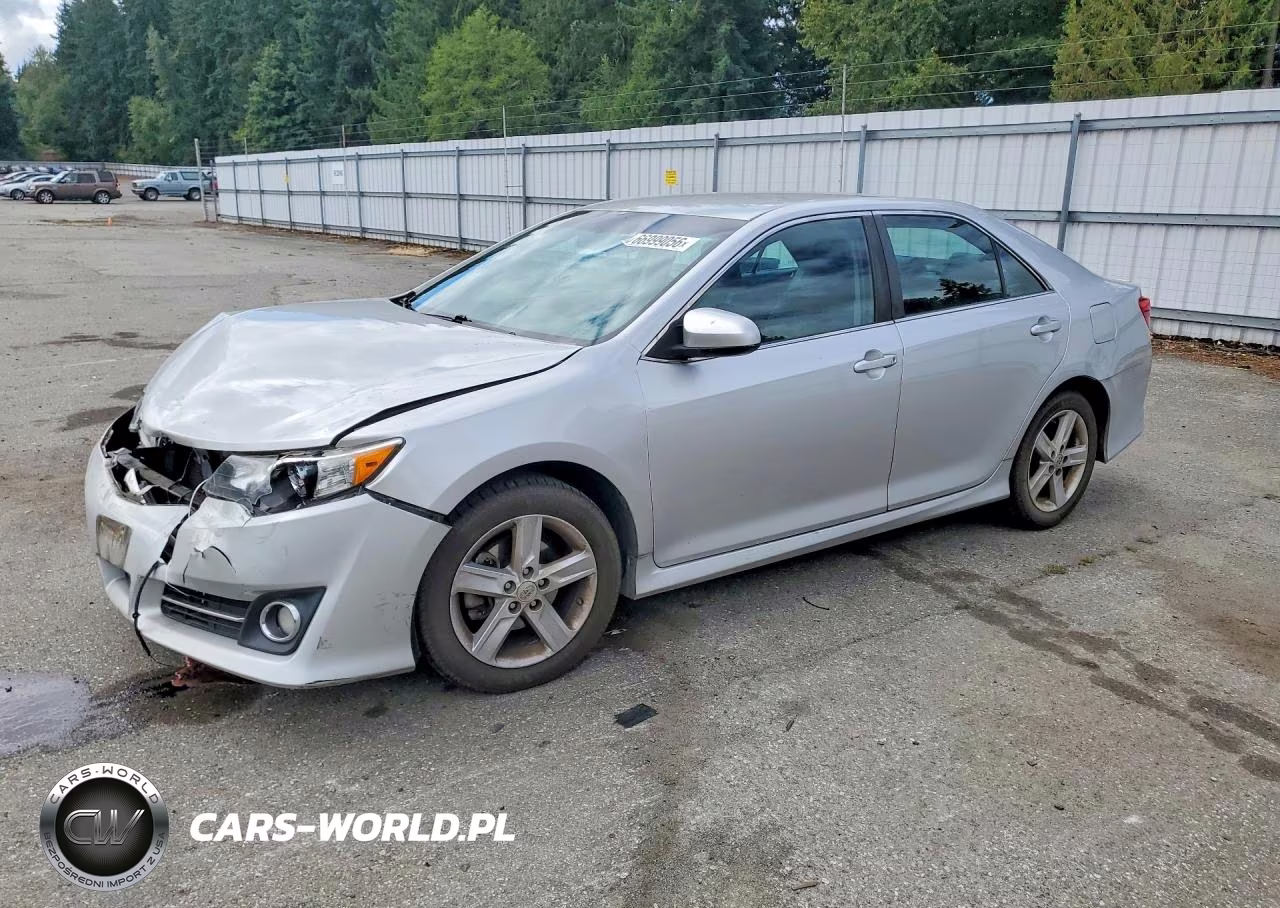 2013 Toyota Camry Se – zdjęcie 1 z 12