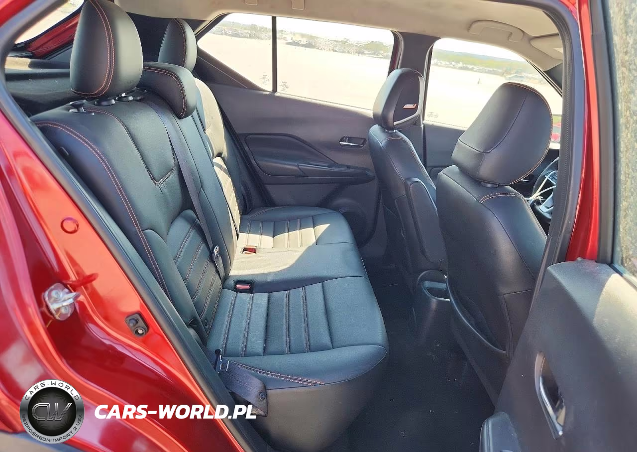2019 Nissan Kicks Sr VIN:3N1CP5CU3KL480029 - 11