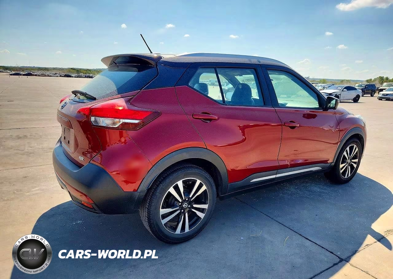 2019 Nissan Kicks Sr VIN:3N1CP5CU3KL480029 - 3