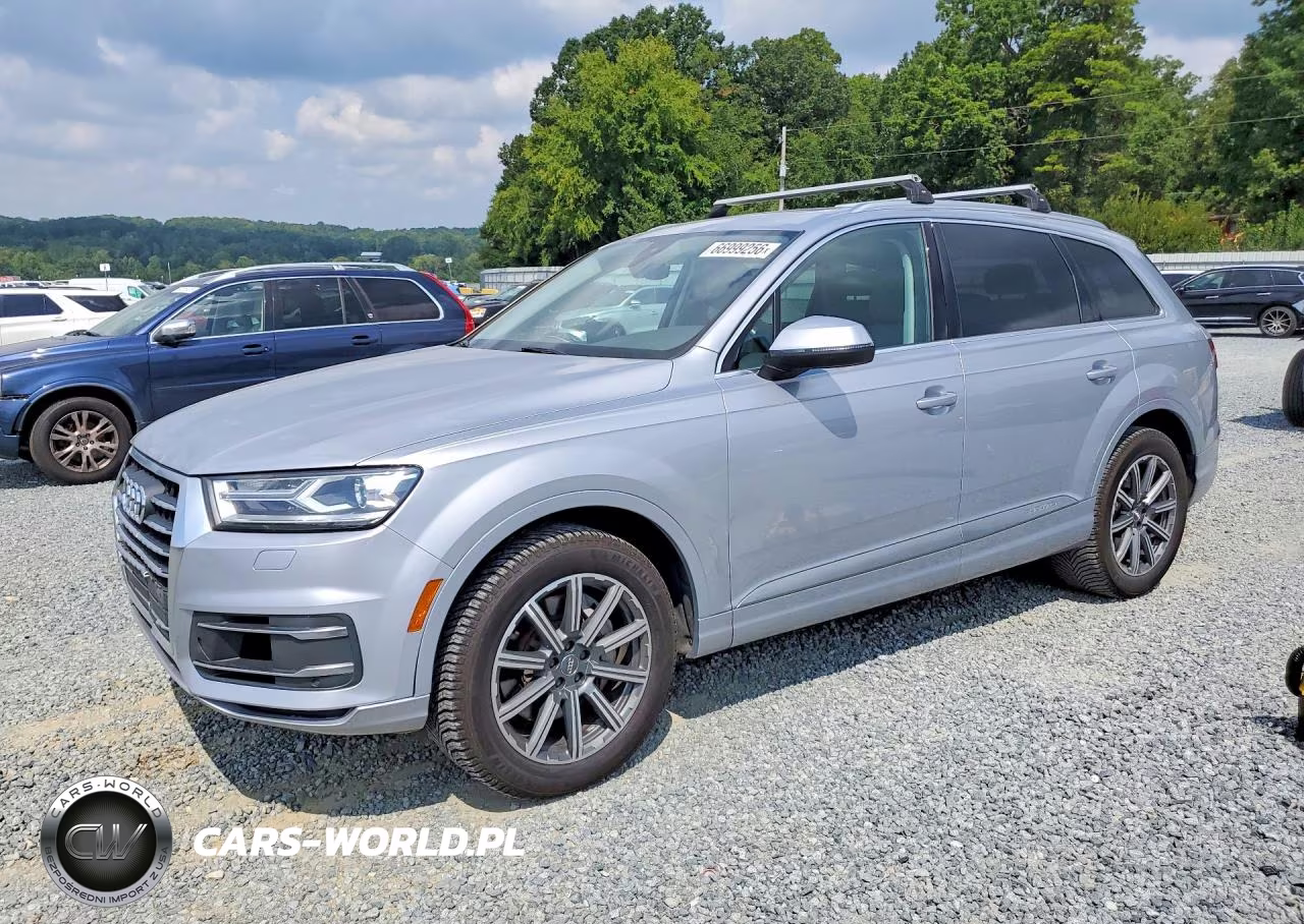 2017 Audi Q7 Premium Plus VIN:WA1LHAF73HD047909 - 1