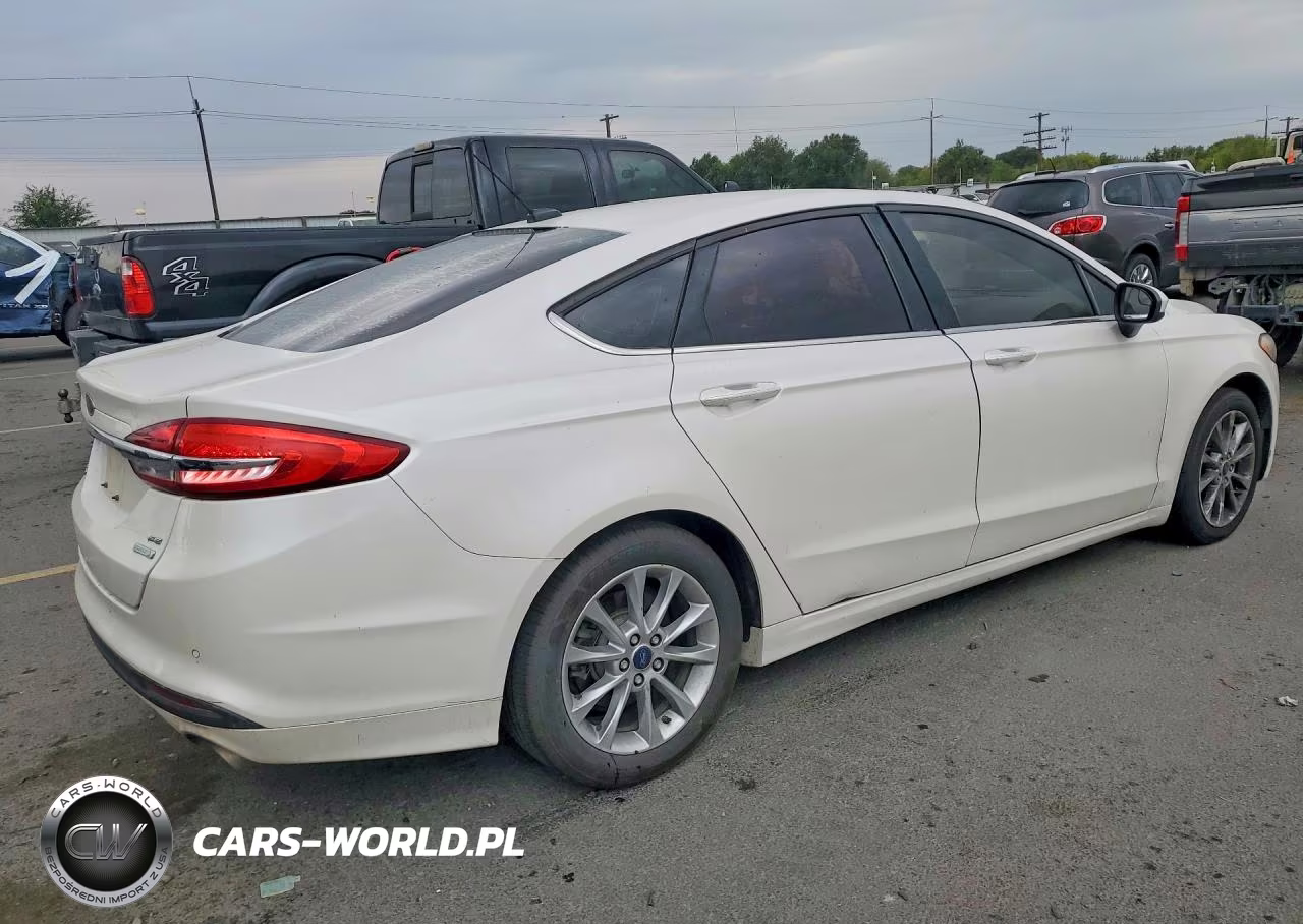 2017 Ford Fusion Se VIN:3FA6P0HD1HR257733 - 3