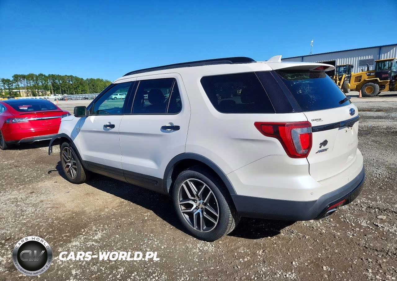 2016 Ford Explorer Sport VIN:1FM5K8GT7GGC68832 - 2