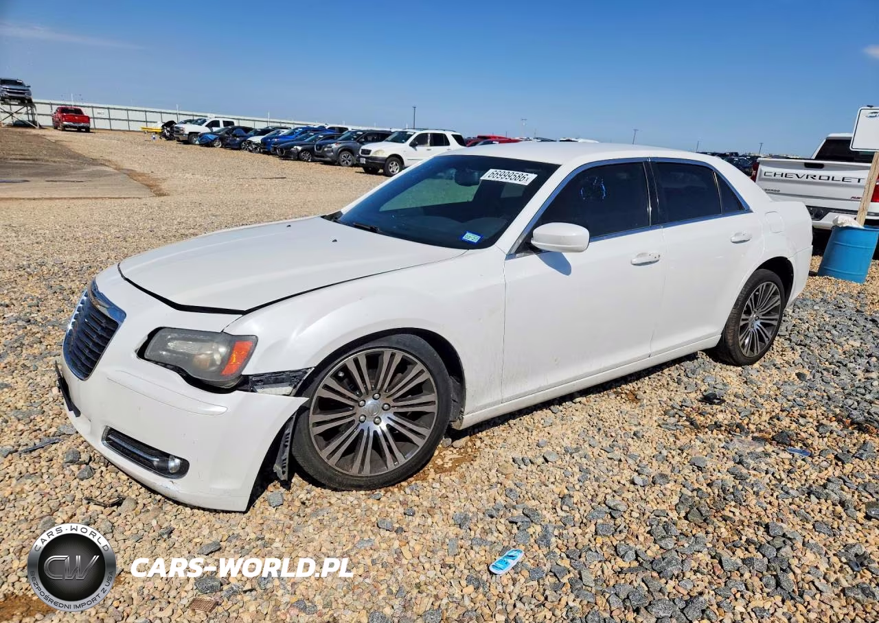 2013 Chrysler 300 S VIN:2C3CCABG5DH708271 - 1